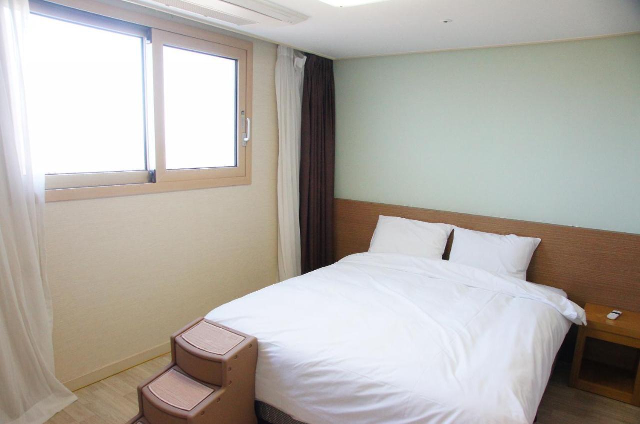 Hi Jeju Hotel Luaran gambar