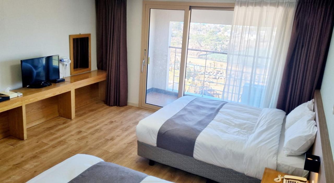 Hi Jeju Hotel Luaran gambar