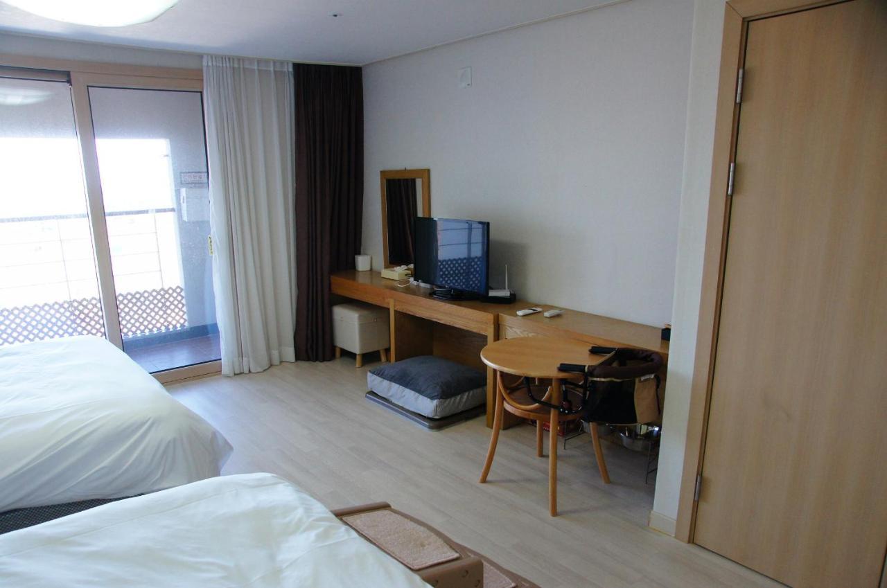 Hi Jeju Hotel Luaran gambar